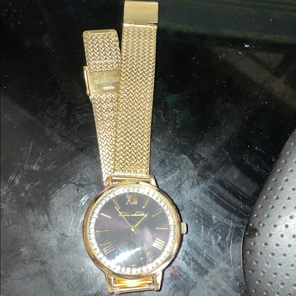 Watch Steve Madden